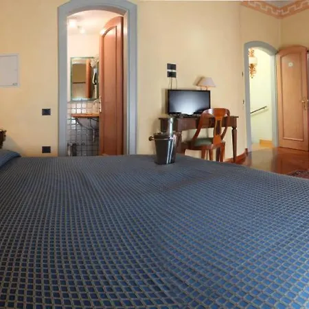 Hotel La Torre 4*
